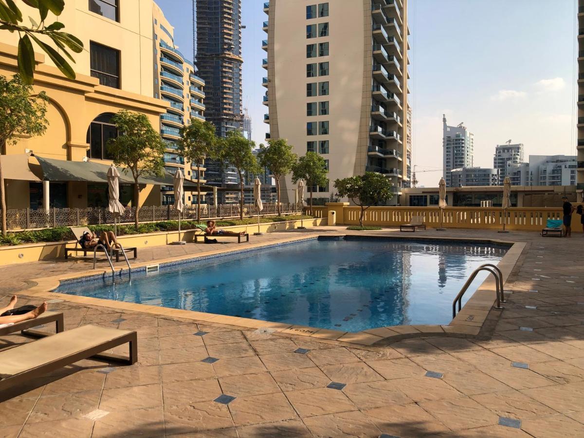 Spacious 5 Beds 3 Min From The Jbr Beach ดูไบ ภายนอก รูปภาพ