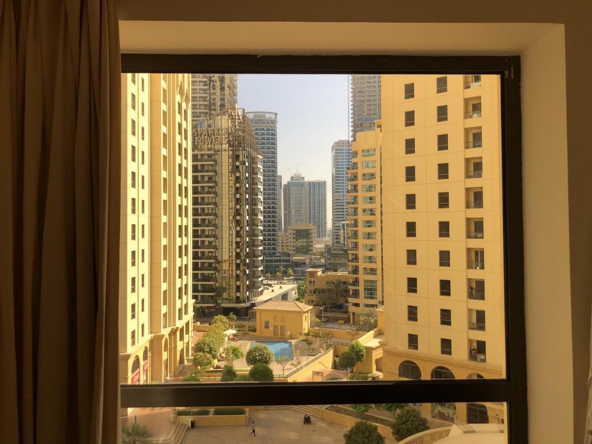 Spacious 5 Beds 3 Min From The Jbr Beach ดูไบ ภายนอก รูปภาพ