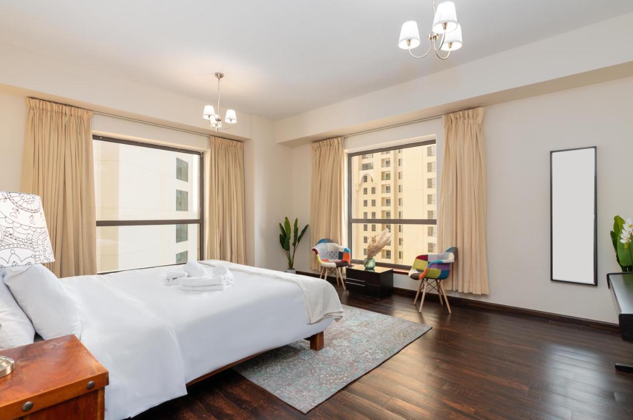 Spacious 5 Beds 3 Min From The Jbr Beach ดูไบ ภายนอก รูปภาพ