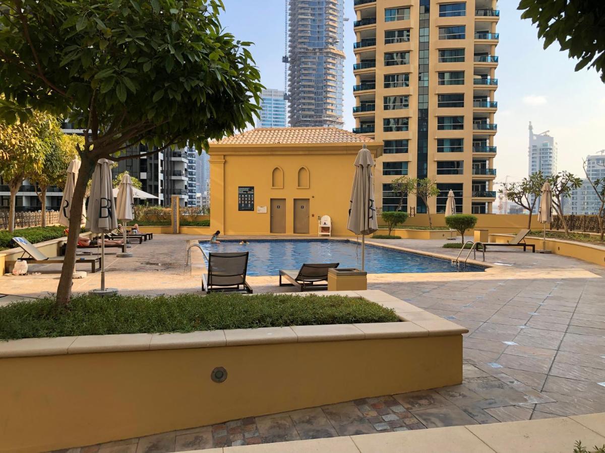 Spacious 5 Beds 3 Min From The Jbr Beach ดูไบ ภายนอก รูปภาพ